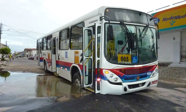 Onibus-no-buraco