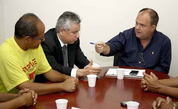 Reunio-do-Secretrio-Belivaldo-Chagas-com-Sintrase-05-1