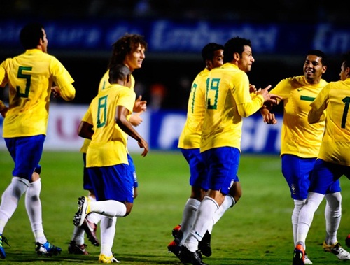 jogadores_da_seleo_em_campo