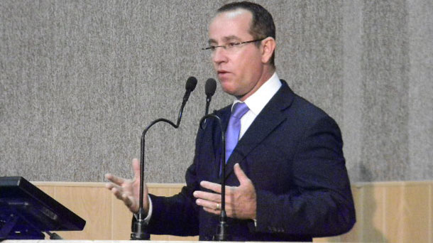 Discurso-Nitinho-005x