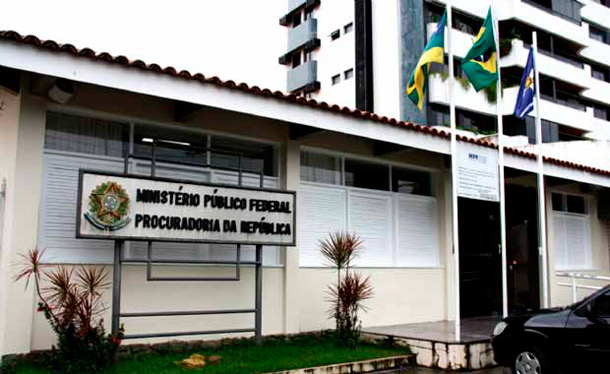 faculdad_e_unida_por_dploma