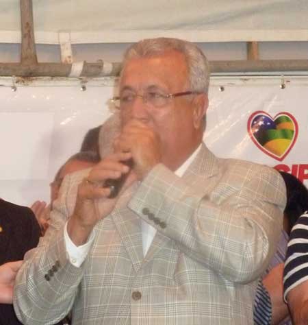 Jackson-Barreto-cutuca-Joao