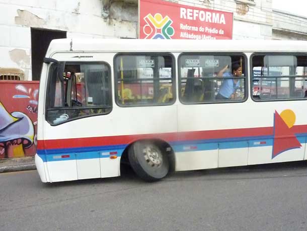 ONIBUS-QUEBRA--03