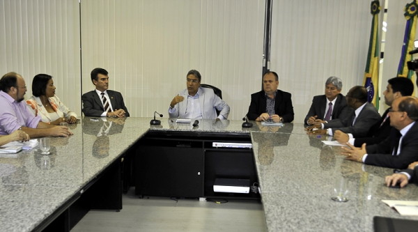 23ef3dc2589c2f52fca26e398978d3cc