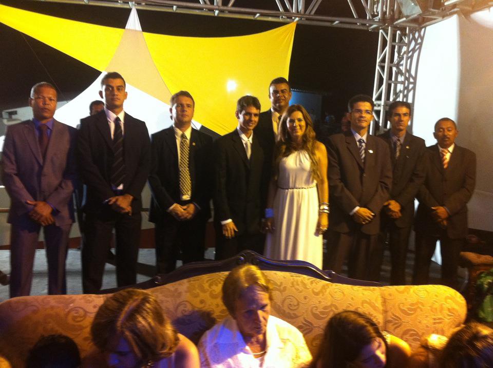 FOTO POSSE ESMERALDA