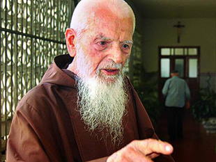 Frei-Miguel--Al-maria-Odilia