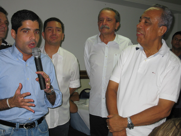 Joao-Alves-e-ACM-Net--juntos-em-discurso