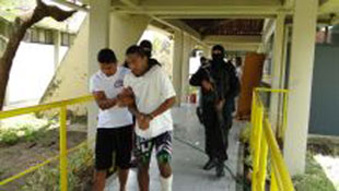 Silvano-e-Cláudio-assaltantes-de-banco-machucado