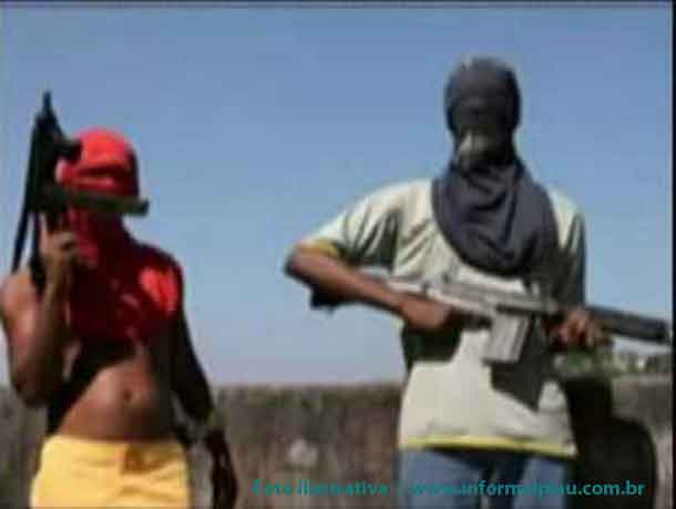 Bandidos-com-metralhadora