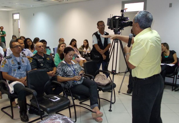 JOAO-ALVES-ESPLANANDO-ALGO-A--SMTT