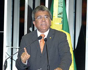 SENADOR-ALMEILAIMA--NA-TRIBUNA