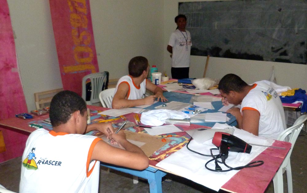 Cursos profissionais divulgação