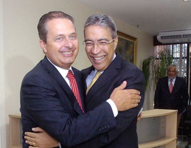 Deda-recebe-Eduado-Campos