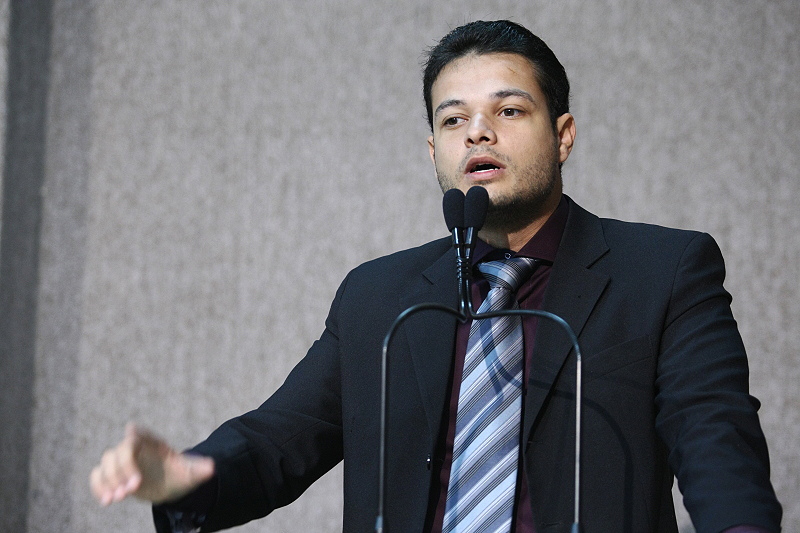 Anderson Cesar de Oliveira