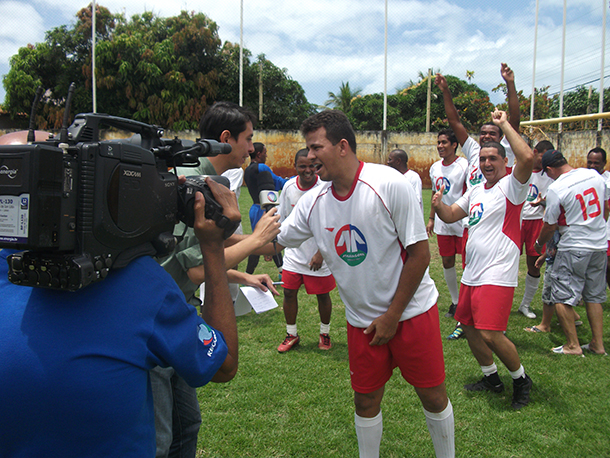 Na festa dos radialistas TV Atalaia é a campeã da Copa Hamilton Leandro