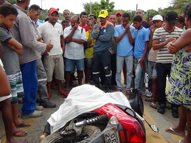 Moto taxi é executado em via pública no interior de Sergipe