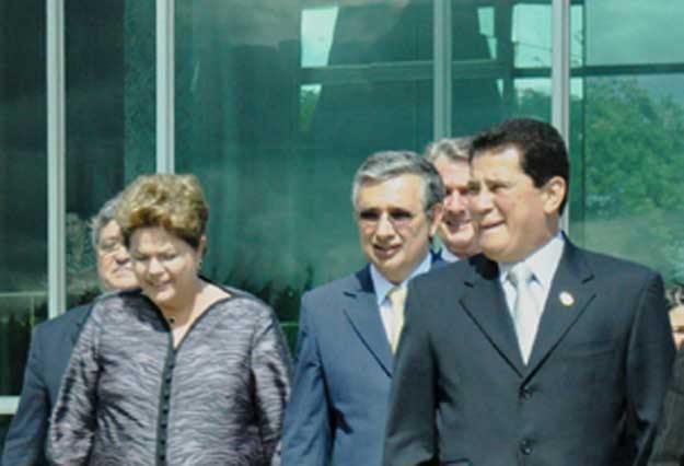 Senador Amorim apresenta reivindicações de Sergipe a Presidente Dilma