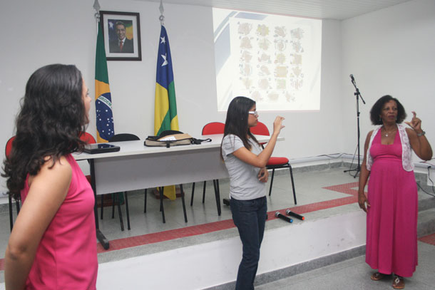 Governo de Sergipe autoriza realização de processo seletivo para tradutor