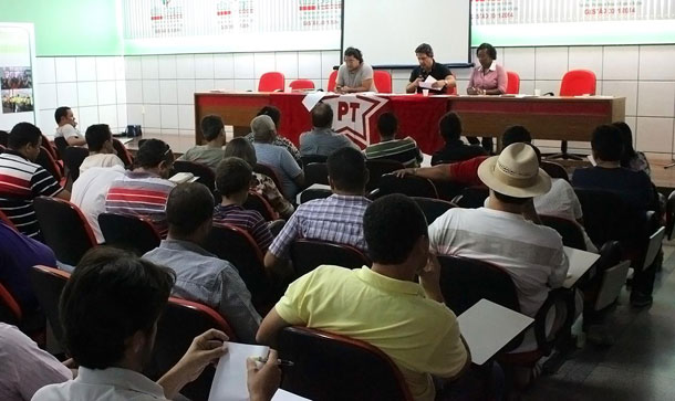 Presidente do PT em  Sergipe reúne diretórios para discutir rumos do partido