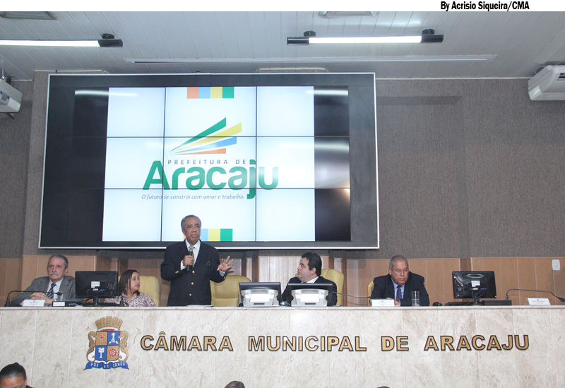 Prefeito abre os trabalhos do Legislativo Municipal