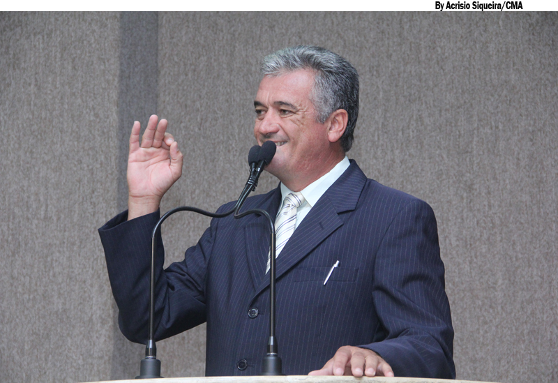 Vereador afirma que greve dos enfermeiros prejudica população