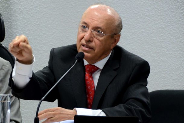 Senador Valadares diz que pode ser candidato ao governo de Sergipe