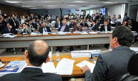 CCJ rejeita redução da maioridade penal