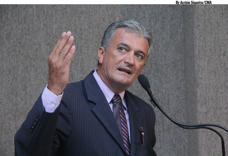 Vereador denuncia que Case está negando medicamentos para a população