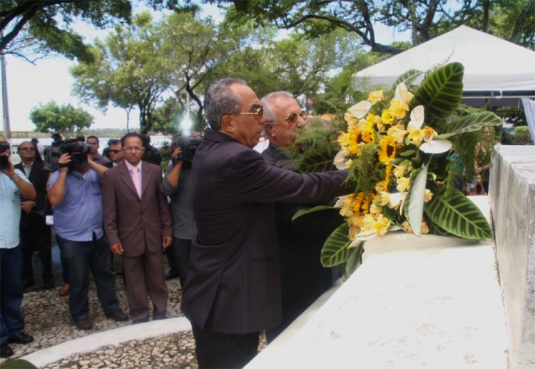 Prefeito participa de homenagem a Inácio Barbosa