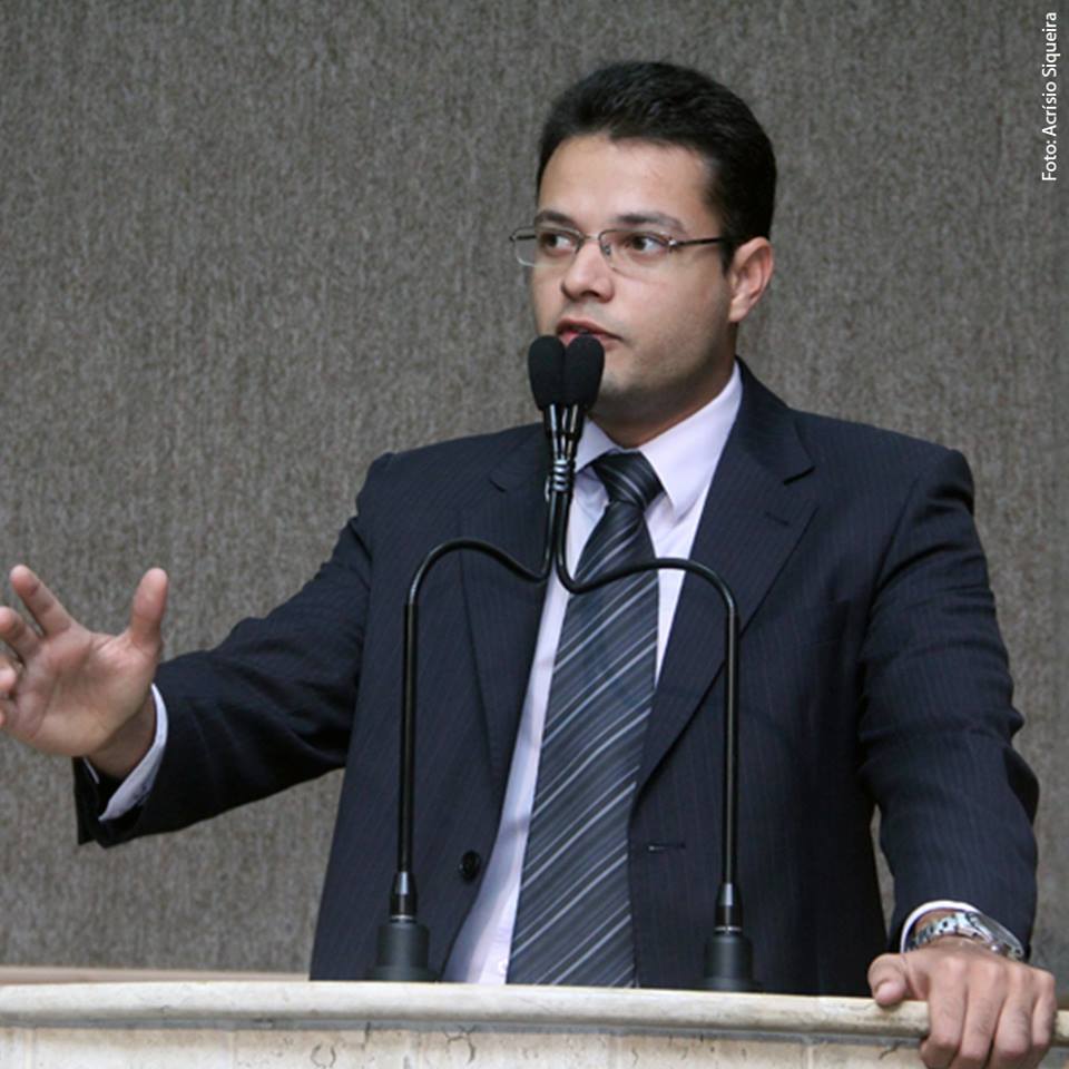 Anderson reafirma compromisso com população aracajuana