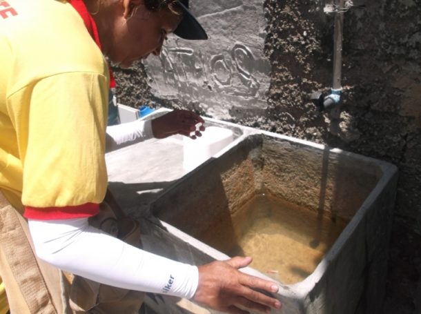 Combate à dengue visita mais de 400 casas na Coroa do Meio