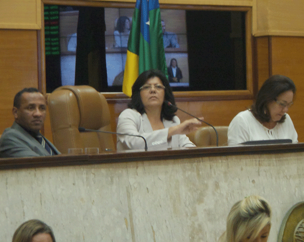 PROREDES! Deputado Gualberto diz que uma alma penada está interferindo nos trabalhos da ALESE