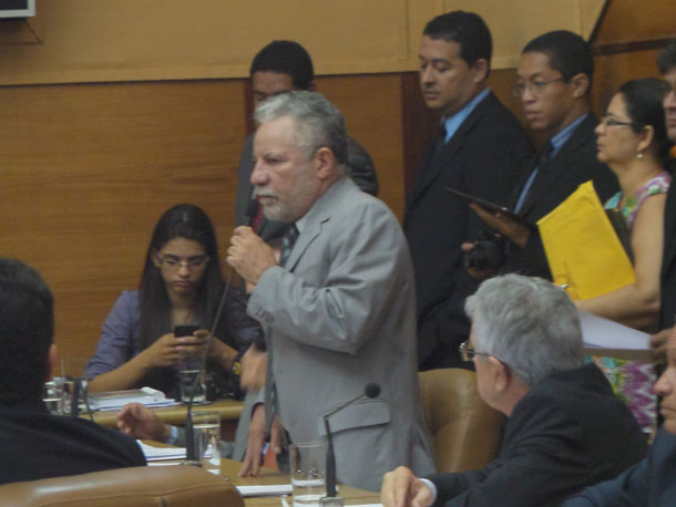 Militares de Sergipe lotam a Assembleia Legislativa para cobrar aprovação de projetos