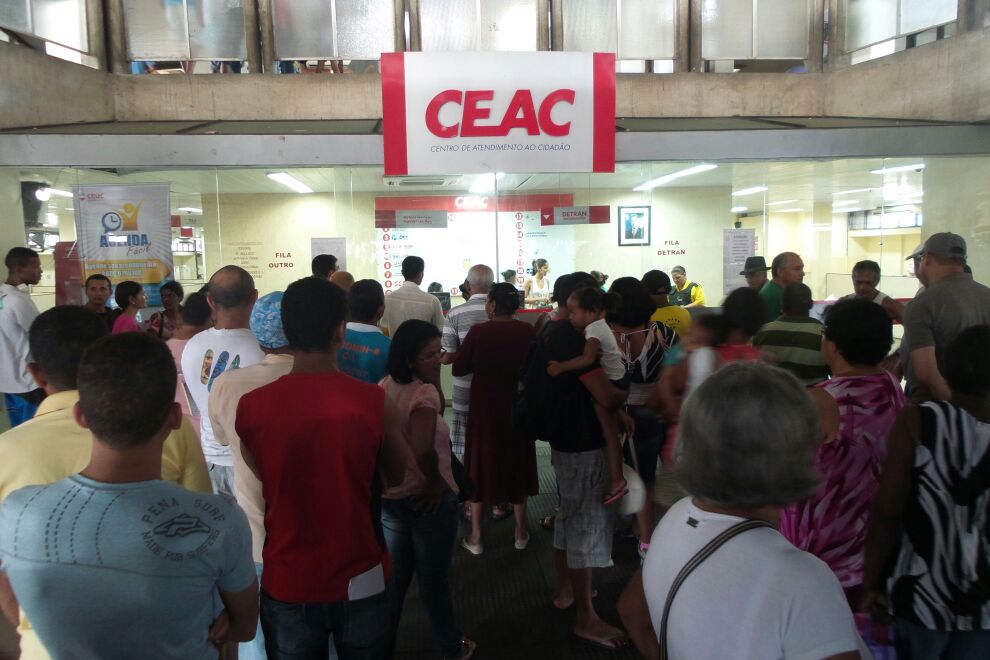 Ceac da rodoviária para e causa tumulto