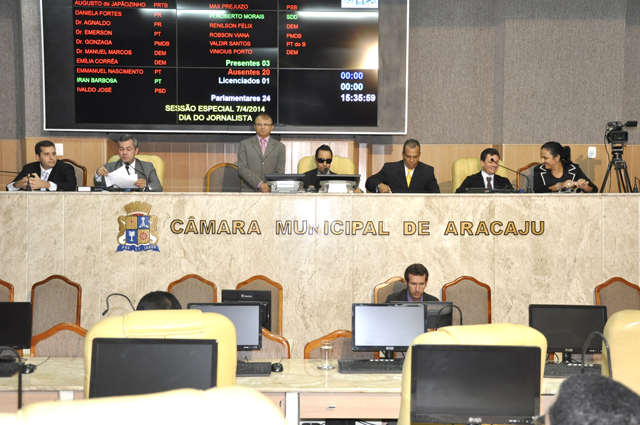 Varloização da profissão e papel social são temas de Sessão do Dia do Jornalista