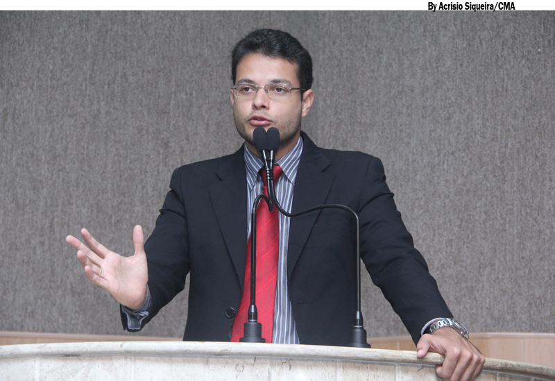 Anderson cobra reforma do Mercado Carlos Firpo