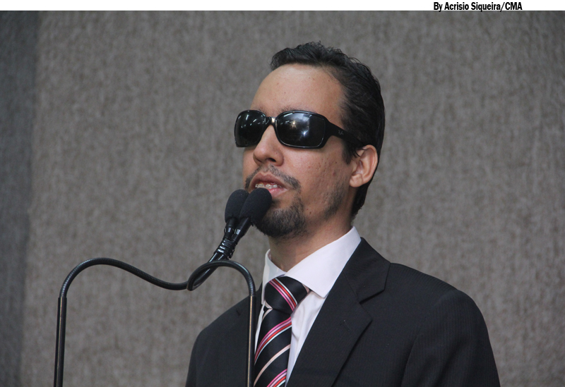 Vereador cobra transparência da Prefeitura