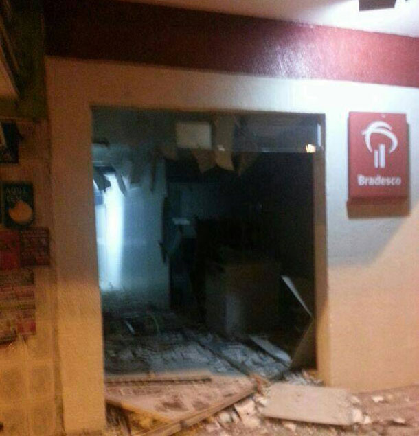 Bandidos explodem agências bancárias no interior de Sergipe
