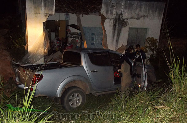 Homem morre ao bater carro em residência no interior de Sergipe