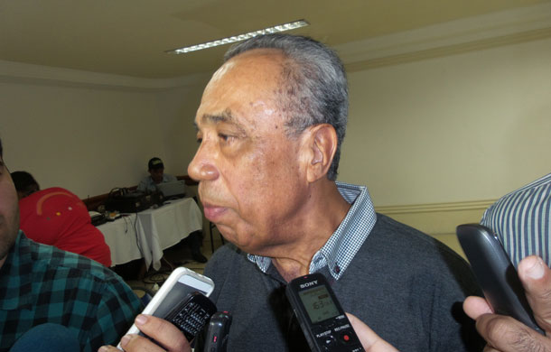 João anuncia apoio aos irmãos Amorim