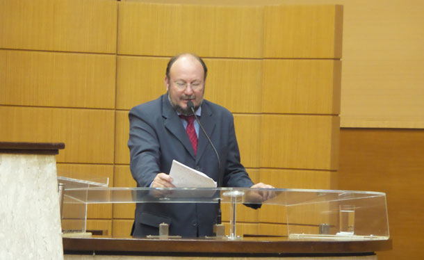 João Daniel busca intermediar situação de famílias de São Cristóvão