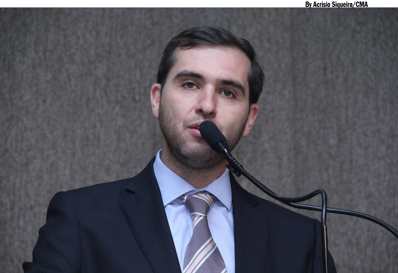 Jony garante que servidores municipais têm direito de antecipar salários