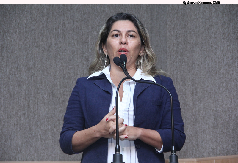 Mais uma vez, Lucimara se defende das acusações de Agamenon