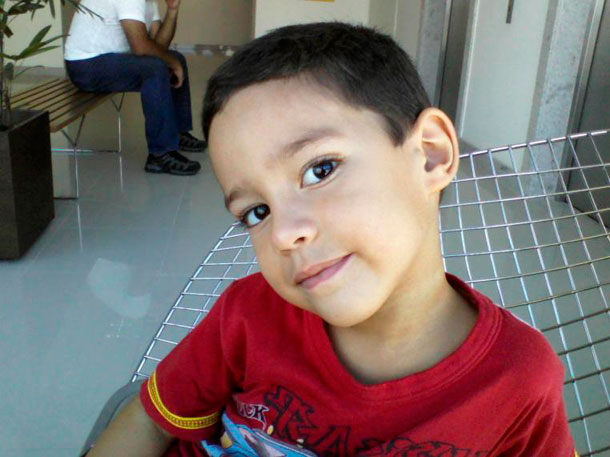 Família  da criança que morreu em acidente de trânsito quer justiça