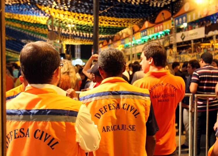 Defesa Civil trabalha para garantir segurança em estruturas