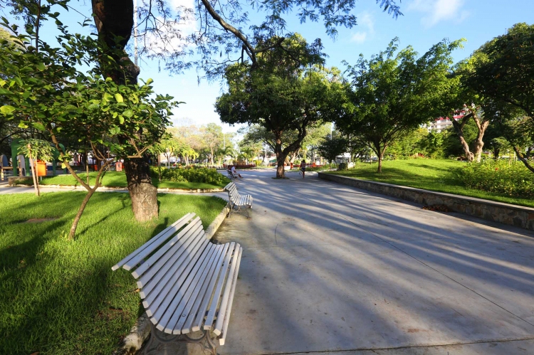 Cofres públicos pagam R$ 30 mil por mês com reparos em locais depredados