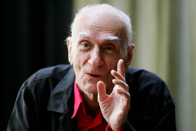 Escritor Ariano Suassuna morre aos 87 anos em Pernambuco