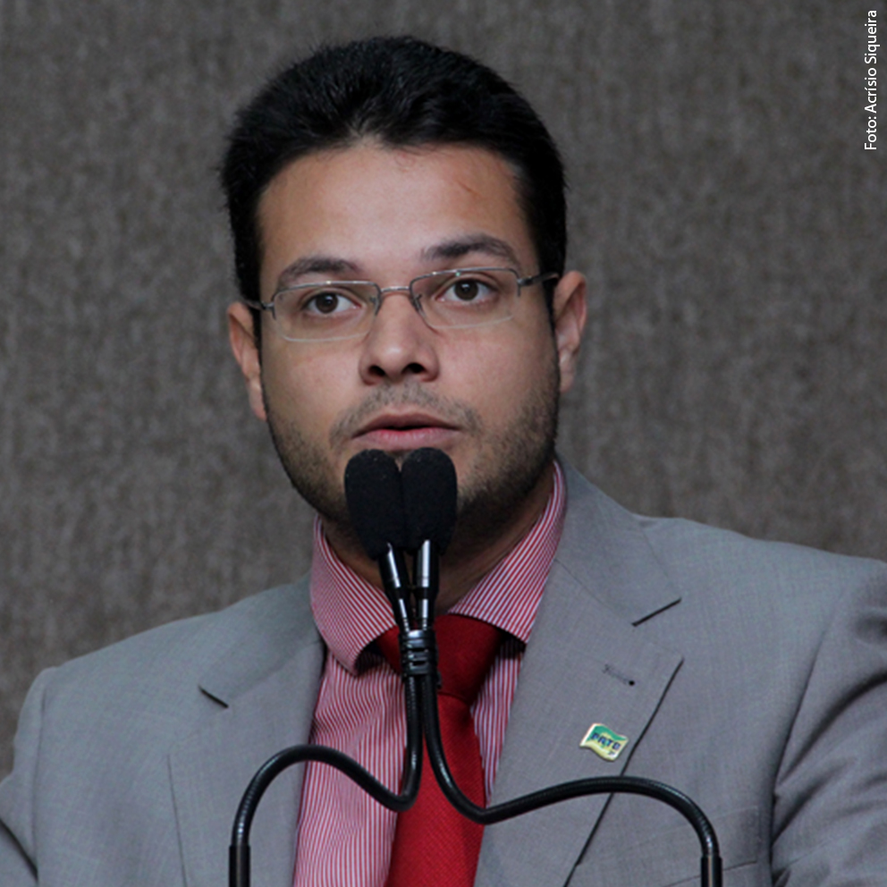 Anderson parabeniza novo secretário da Saúde