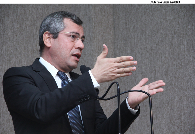 Iran denuncia que abandono dos serviços públicos em Aracaju é realizado para justificar a privatização