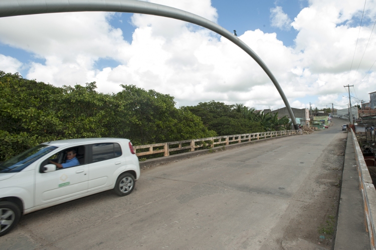 Prefeitura entrega Ponte da Jabutiana